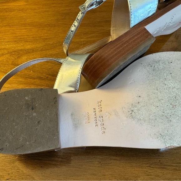 KATE SPADE Silver Sandals with Rhinestones Size 9.5m - Picture 6 of 6